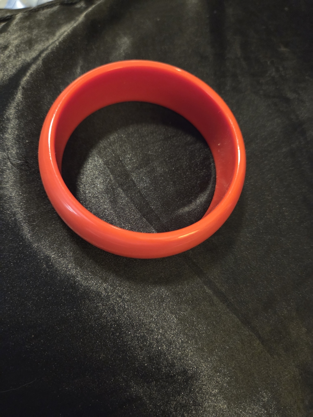 Vintage Bright Red Resin Bangle Bracelet